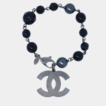 Pre Owned Chanel Black Artificial Pearl Bracelet 