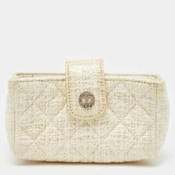 Pre Owned حافظة هاتف شانيل قماش مبطن مبطن أبيض