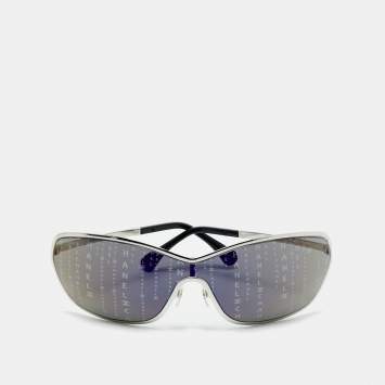 مملوكة مسبقًا Chanel Black/Silver Tone 71212 Hologram Runaway Shield Sunglasses