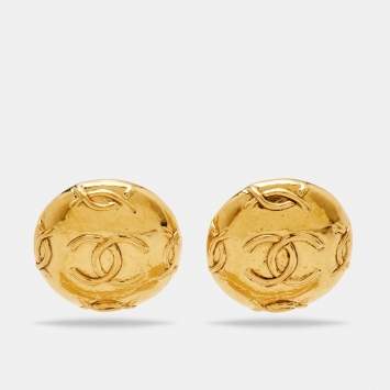 Pre Owned Chanel CC Gold Tone Round Clip-on Stud Earrings