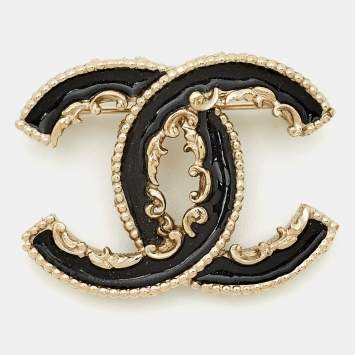 Pre Owned Chanel  CC Black Enamel Baroque Gold Tone Pin Brooch