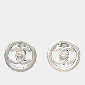 Pre Owned Chanel Turnlock Button Earrings Clip-On Silver