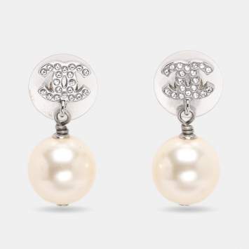 Pre Owned Chanel Silver Tone Faux Pearl & Crystal CC Drop Earrings
