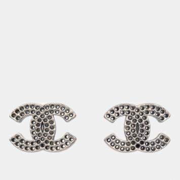 Pre Owned Chanel CC Earrings Clip-On Silver