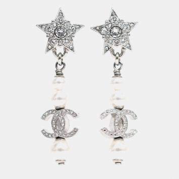 Pre Owned Chanel 2020 Silver Tone Pearl Star CC Drop Earrings