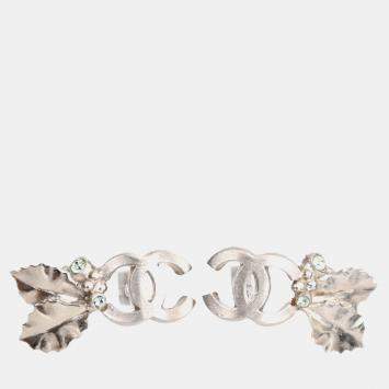 Pre Owned Chanel 2005 Silver Tone Metal Foliage Earrings