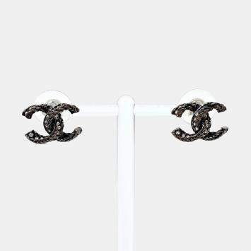 Pre Owned Chanel metal logo earrings