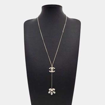 Pre Owned Chanel Gold Plated Pearl Crystal Logo Necklace