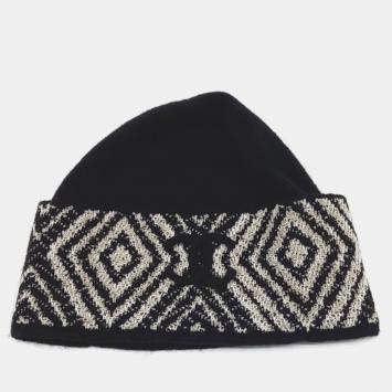 مملوكة مسبقًا Chanel Multicolor knit Beanie