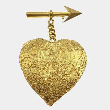 Pre Owned Chanel Heart And Arrow Brooch Gold 93P