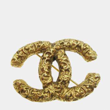 Pre Owned Chanel Cc Brooch Pin Gold