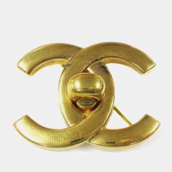 Pre Owned Chanel Turnlock Brooch Pin Gold Large