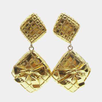 Pre Owned Chanel Quilted Bow Dangle Earrings Clip-On Gold