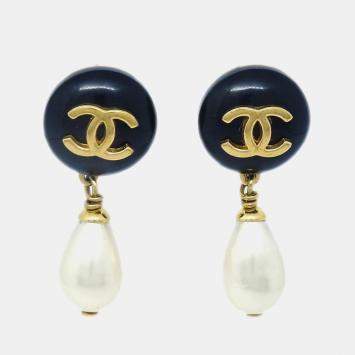 Pre Owned Chanel Artificial Pearl Dangle Earrings Clip-On Gold