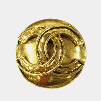 Pre Owned Chanel Medallion Brooch Pin Gold