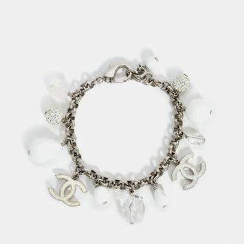 Pre Owned Chanel 2010 Silver Tone/White Enamel CC Charm Bracelet