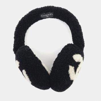 مملوكة مسبقًا سدادات أذن سوداء شانيل