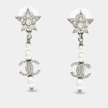 Pre Owned Chanel CC Faux Pearl Crystals Silver Tone Dangle Earrings
