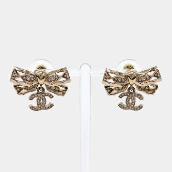 Pre Owned أقراط شانيل بشريط معدني وشعار