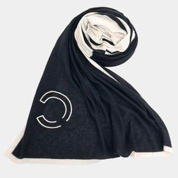 Pre Owned شال شانيل صوف أسود ووشاح الرقبة
