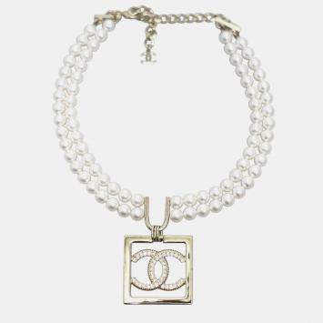 Pre Owned قلادة شانيل سي سي لؤلؤ أبيض مربع بندانت شاوءهاذئهذ