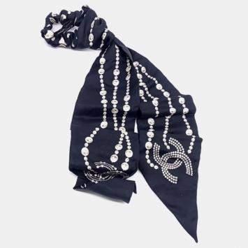 مملوكة مسبقًا رباط شعر شانيل حريري أسود