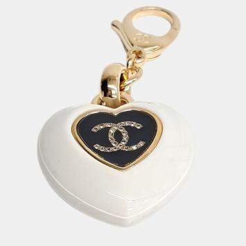 Pre Owned Chanel Acrylic Resin heart bag charm and keyring