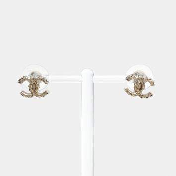 Pre Owned Chanel Gold Tone Earrings