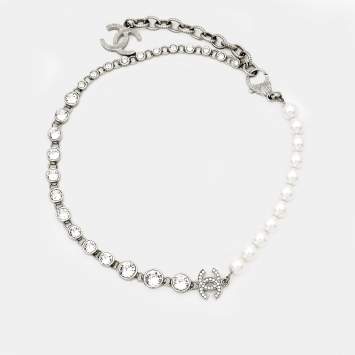 Pre Owned Chanel CC Crystals Faux Pearl Silver Tone Necklace