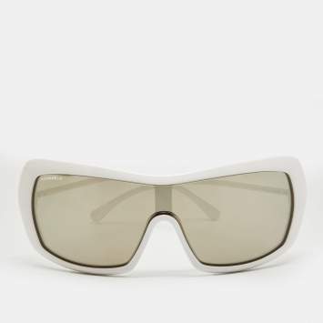 Pre Owned Chanel White/Transparent Gradient 71336 CC Shield Sunglasses