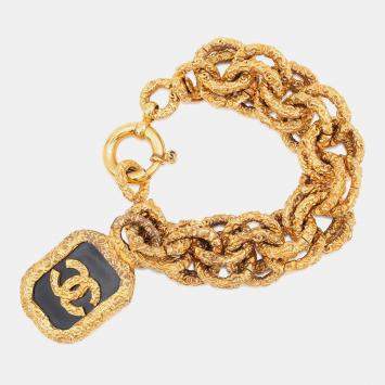 Pre Owned CHANEL CC Logo Lava Motif Bracelet Gold Metal