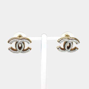 مملوكة مسبقًا Chanel Gold/White Earrings