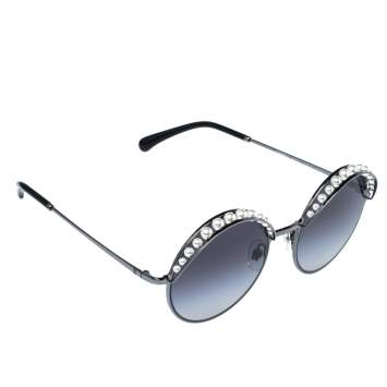 Pre Owned Chanel Pearl Embellished/Grey Gradient 4234H Round Sunglasses
