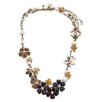 Pre Owned Chanel CC Multicolor Faux Pearl Floral Necklace