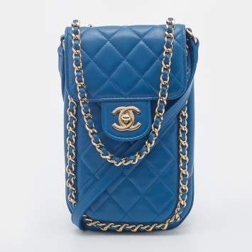 Pre Owned Chanel Blue Quilted Leather CC Chain Phone Holder