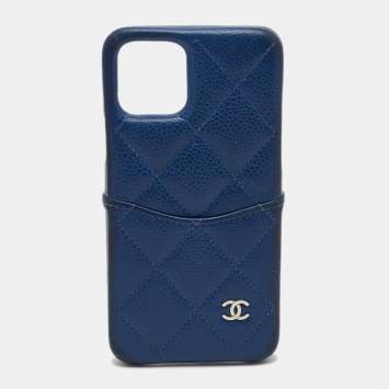 Pre Owned Chanel Blue Quilted Leather CC iphone 11 Pro Cover