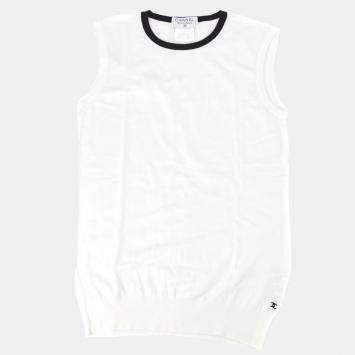 Pre Owned Chanel  White Sleeveless Top 40