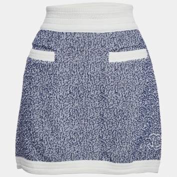 مملوكة مسبقًا Chanel Blue Textured Knit CC Applique Mini Skirt M