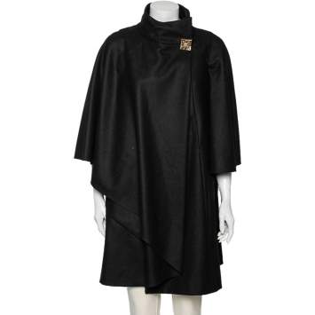 Pre Owned Chanel Black Wool Brooch Detail Cape M 