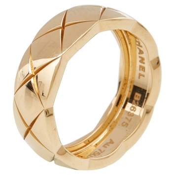Pre Owned Chanel Coco Crush Quilted motif 18K Yellow Gold Small Version Band Ring 54