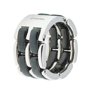 Pre Owned Chanel Ultra Black Ceramic 18K White Gold Ring Size 56