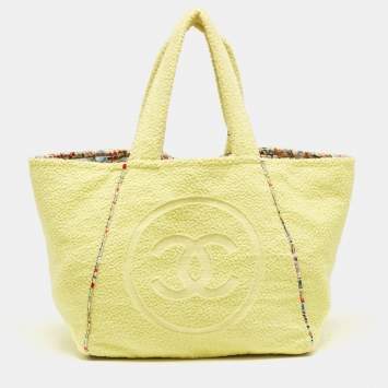 Pre Owned Chanel Yellow Terry Cloth CC Beach Tote w/Towel Set