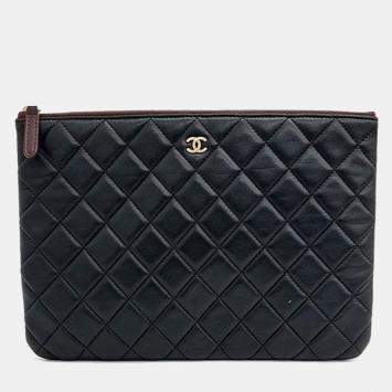 Pre Owned Chanel Clutch New Medium
