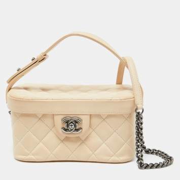 Pre Owned Chanel Beige Quilted Leather Boy Vanity Case Bag