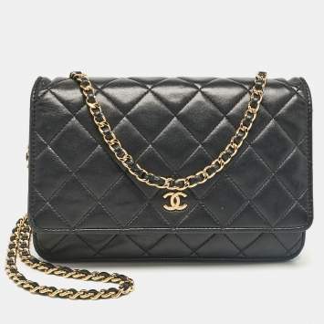 Pre Owned Chanel Black Quilted Leather Classic Wallet On Chain