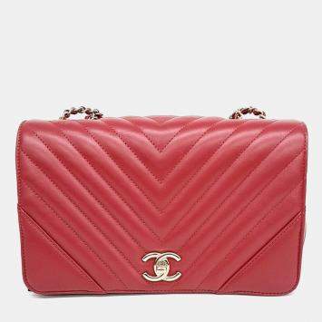 Pre Owned Chanel chevron chain shoulder bag