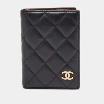 Pre Owned Chanel Black Quilted Leather Bifold Card Holder