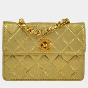 مملوكة مسبقًا Chanel Gold Lambskin Straight Flap Shoulder Bag