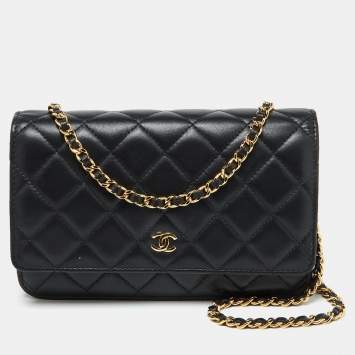 Pre Owned Chanel Black Quilted Leather CC Classic Wallet On Chain