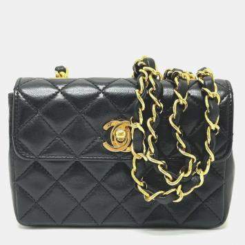 Pre Owned Chanel Lambskin Black Matelasse Chain Shoulder Bag